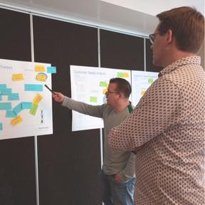 Bas van Balkom en Christian van Dijk van Chippoids