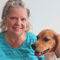 Mascha met ex-proefhond Lola