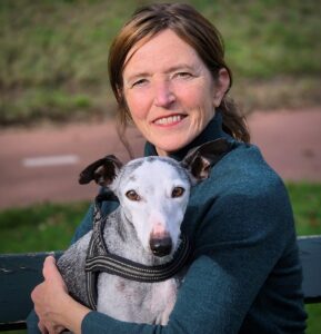 Relatiemanager Els en haar hond Semsi