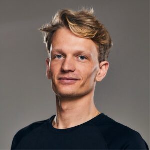 MJ Een foto van communicatiemedewerker Mart de Jong